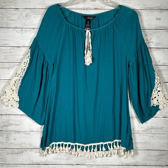 Ali Miles Lace Accent Bell Sleeve Crinkle Tunic Tassel Trim Teal Blouse M - Picture 2 of 10